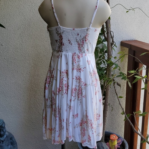 Dress dainty little flowers OLD NAVY - Picture 3 of 8